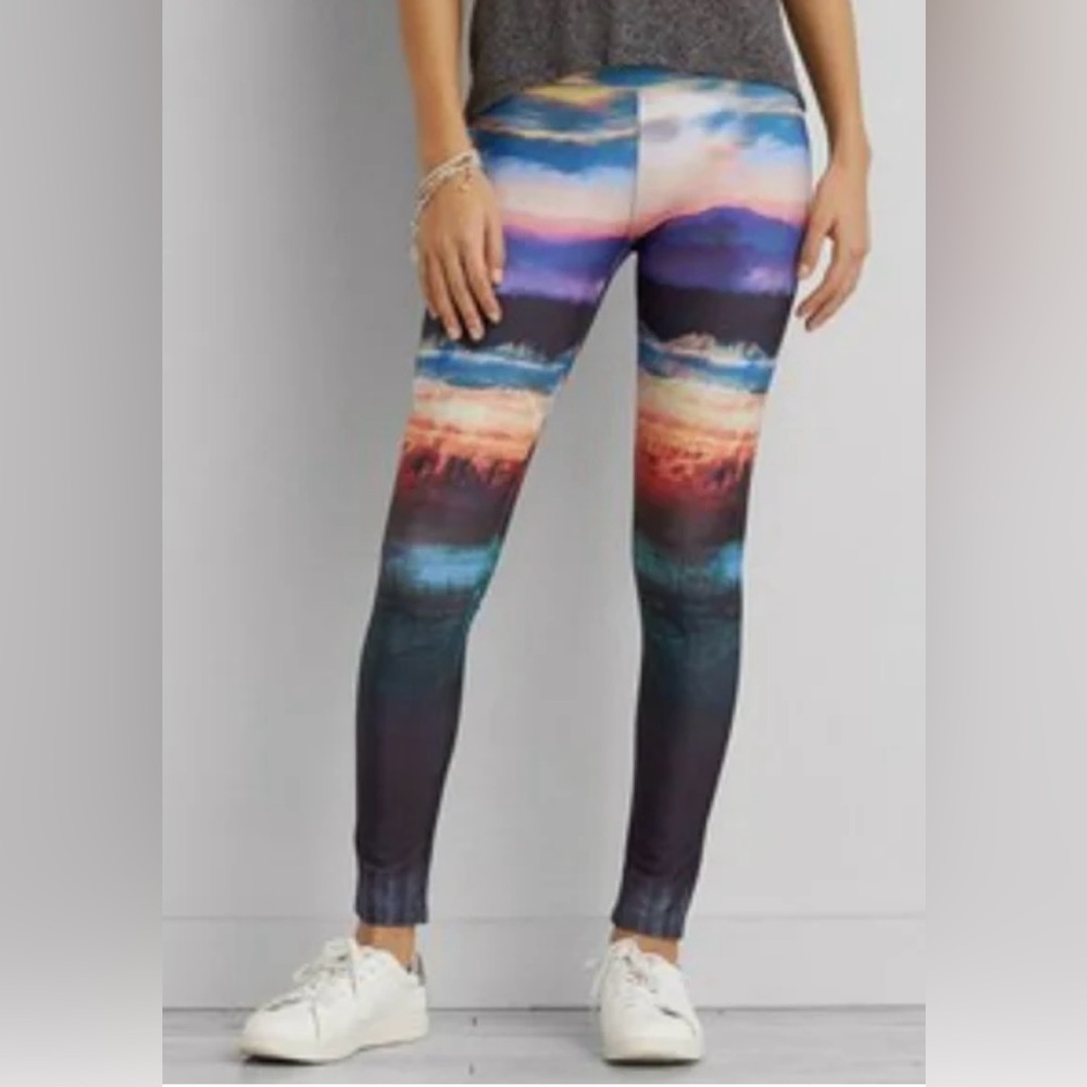 American Eagle Outfitters Hi-Rise Scenic Sunset Leggings Super Soft Size XL